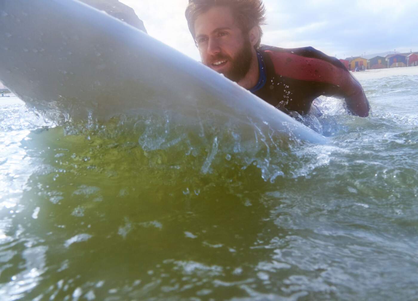 Jak poprawić padlowanie na desce surfingowej?